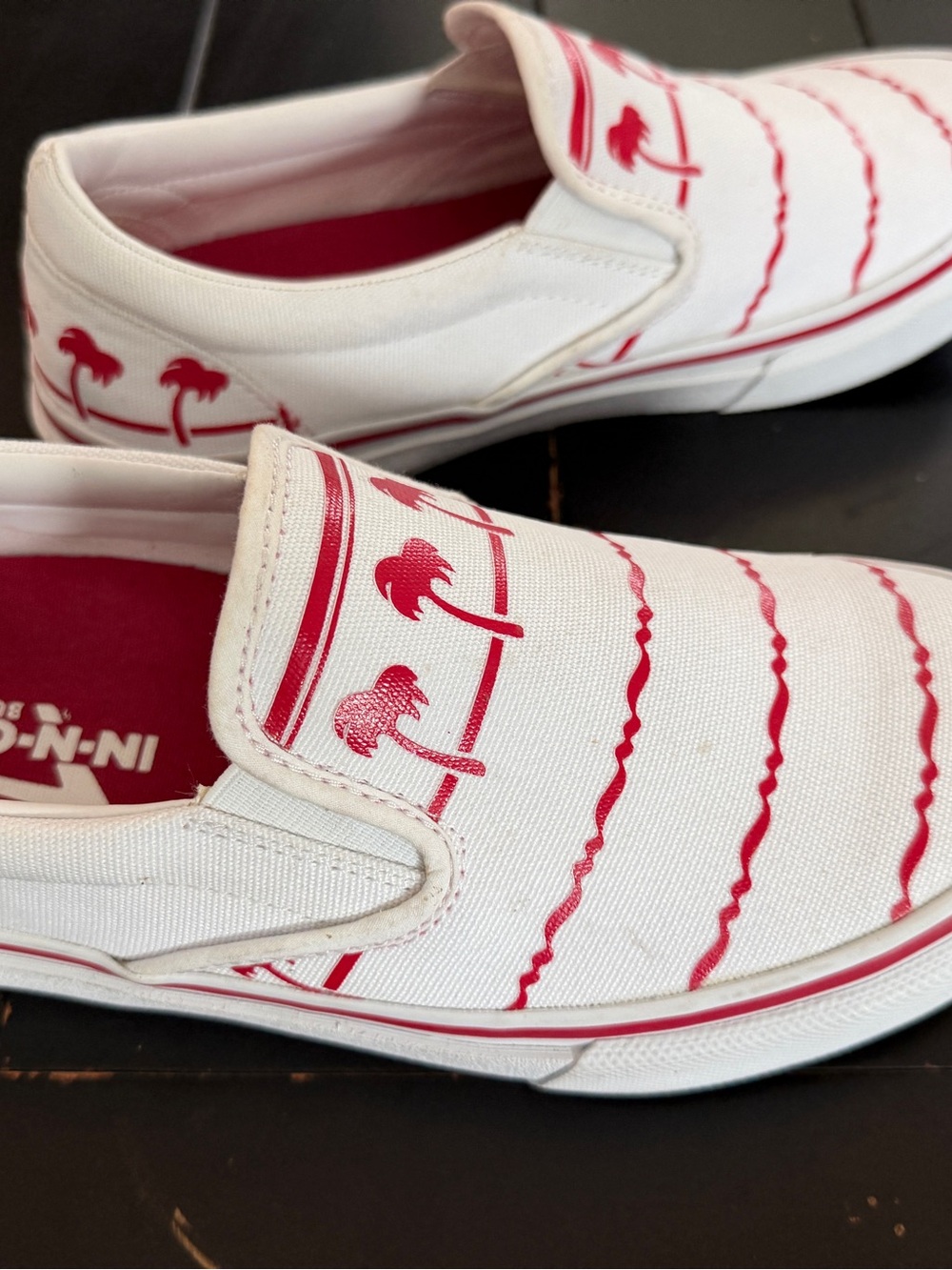 In-N-Out Burger Slip On Sneakers Men's 7 Women's 8.5 White Red Palm Trees